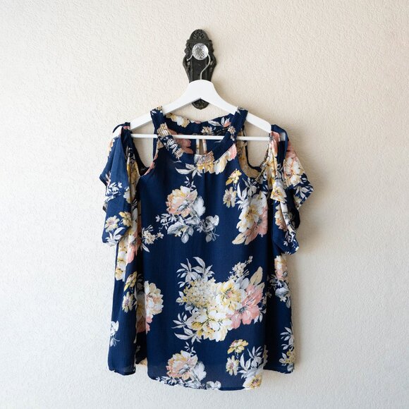 Lily Black Tops - Lily Black Women's Size XL Blue Floral Blouse Split Flutter Short Sleeve